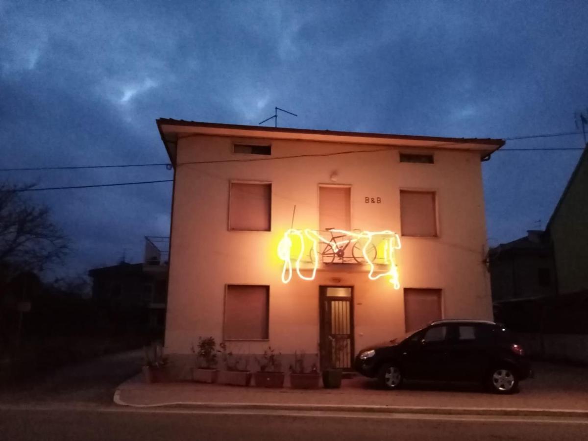 哥尔顿床和骑行住宿加早餐旅馆住宿加早餐旅馆 外观 照片